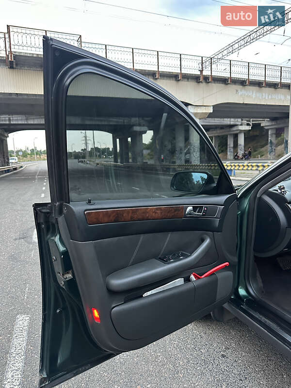 Седан Audi A6 2000 в Одессе