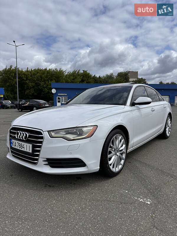 Седан Audi A6 2013 в 