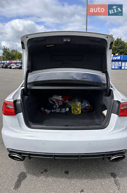 Седан Audi A6 2013 в 
