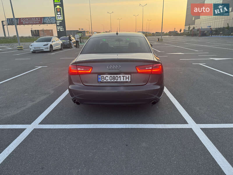 Седан Audi A6 2011 в Львове