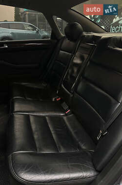Седан Audi A6 2003 в 