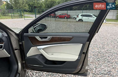 Седан Audi A6 2018 в 