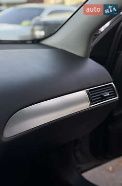 Седан Audi A6 2010 в 