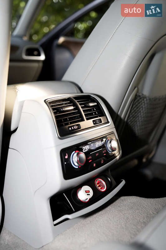 Седан Audi A6 2012 в Львові
