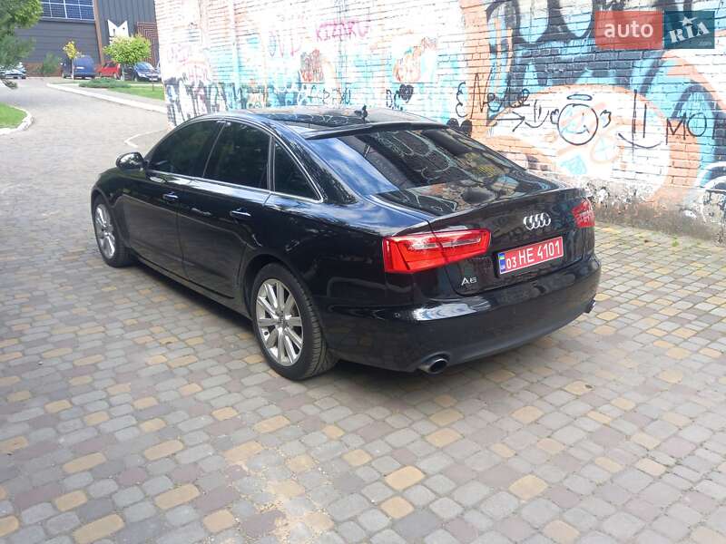 Седан Audi A6 2013 в Луцке