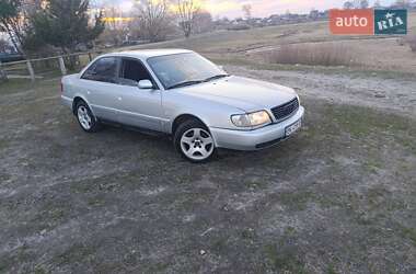 Седан Audi A6 1996 в Вараше