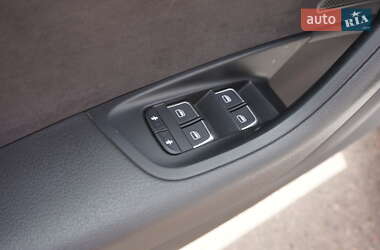 Седан Audi A6 2012 в 