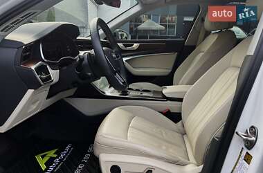 Седан Audi A6 2019 в 