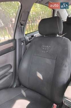 Седан Audi A6 2001 в 
