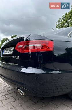 Седан Audi A6 2010 в 