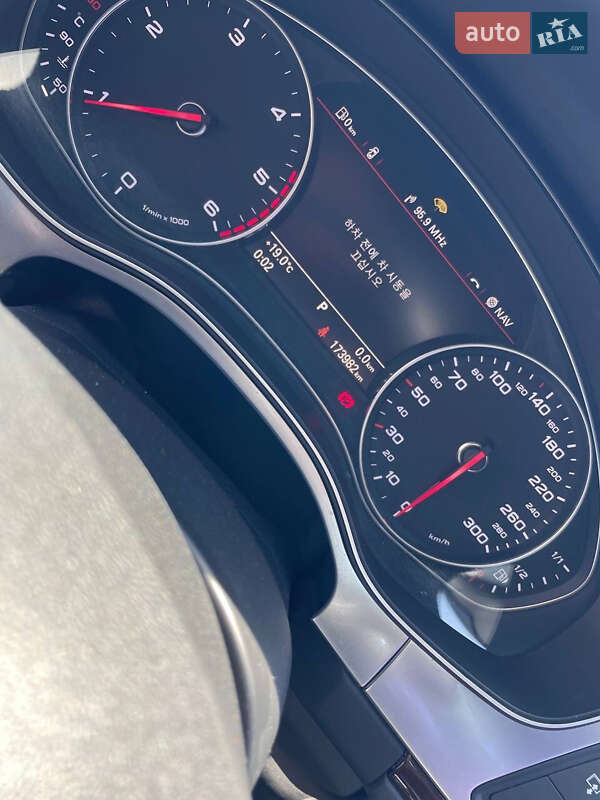 Седан Audi A6 2014 в Киеве