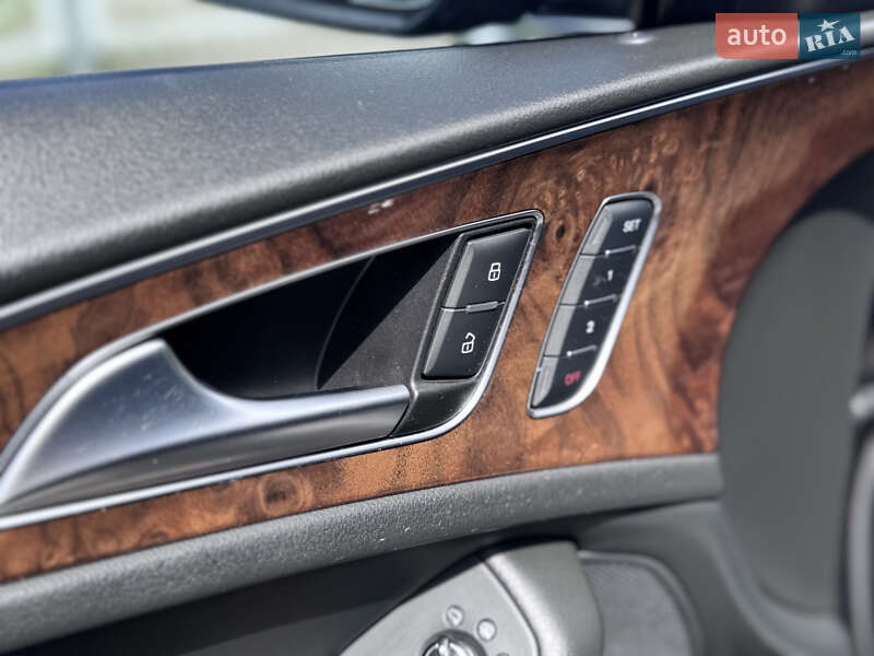 Седан Audi A6 2011 в Краснограде