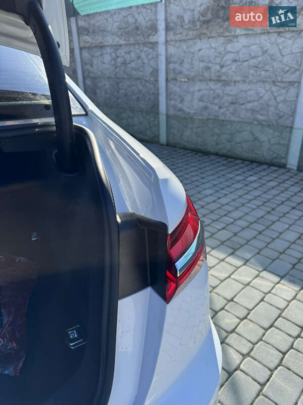 Седан Audi A6 2019 в Яворове