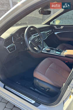 Седан Audi A6 2019 в 
