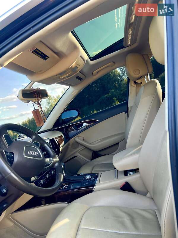 Седан Audi A6 2013 в Бориславе