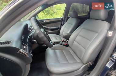 Седан Audi A6 1998 в 