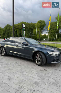 Седан Audi A6 2012 в 