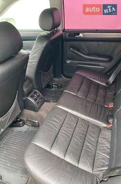 Универсал Audi A6 2004 в 