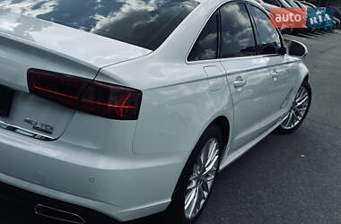 Седан Audi A6 2015 в 