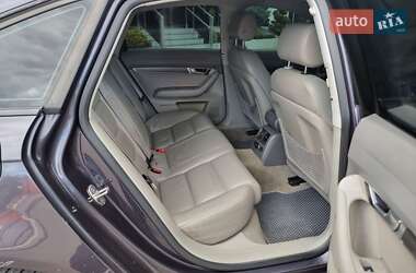 Седан Audi A6 2004 в 