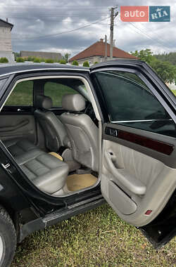Седан Audi A6 2003 в 