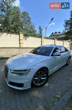 Седан Audi A6 2015 в 