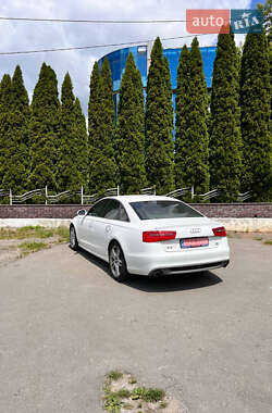 Седан Audi A6 2015 в 
