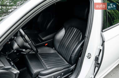 Универсал Audi A6 2013 в 