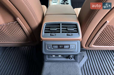 Седан Audi A6 2019 в 