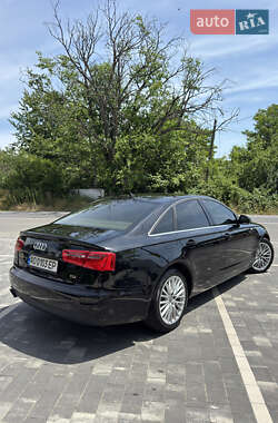 Седан Audi A6 2013 в 