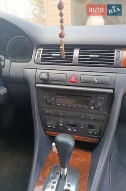 Универсал Audi A6 2002 в 