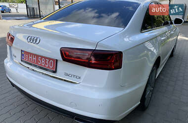 Седан Audi A6 2015 в 
