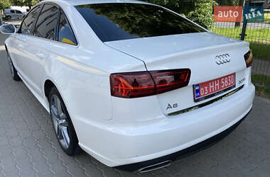 Седан Audi A6 2015 в 