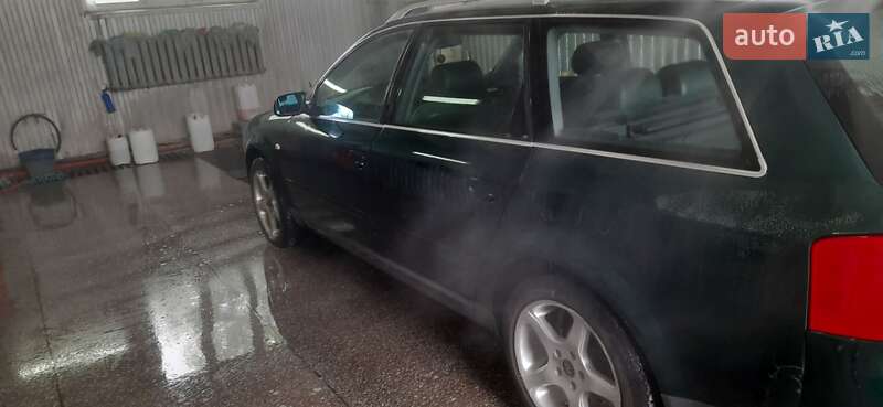 Универсал Audi A6 2000 в Хотине