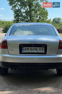 Седан Audi A6 2004 в 
