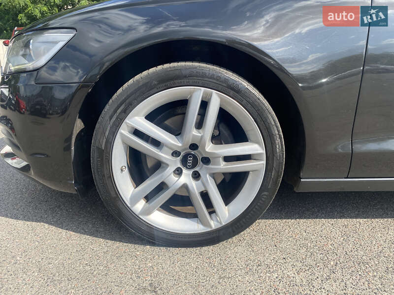 Седан Audi A6 2013 в Киеве