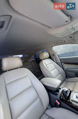 Седан Audi A6 2004 в 