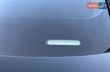 Седан Audi A6 2020 в 