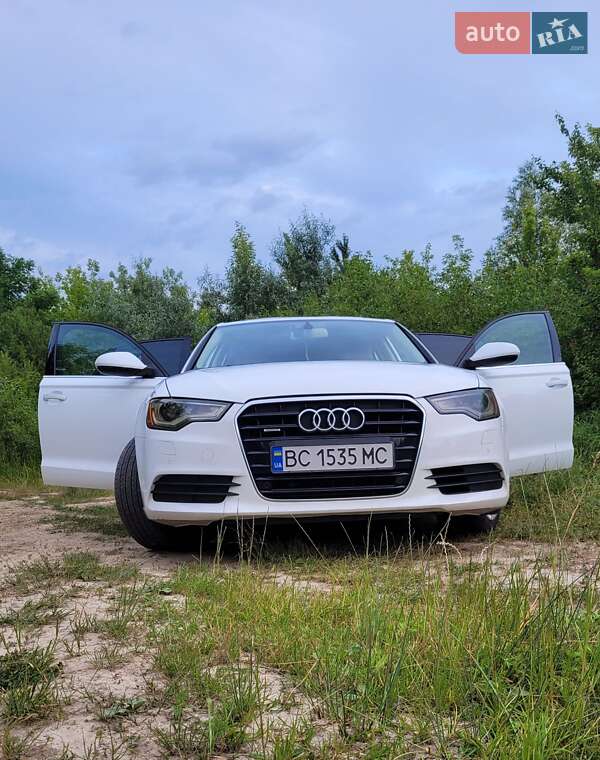Седан Audi A6 2014 в 