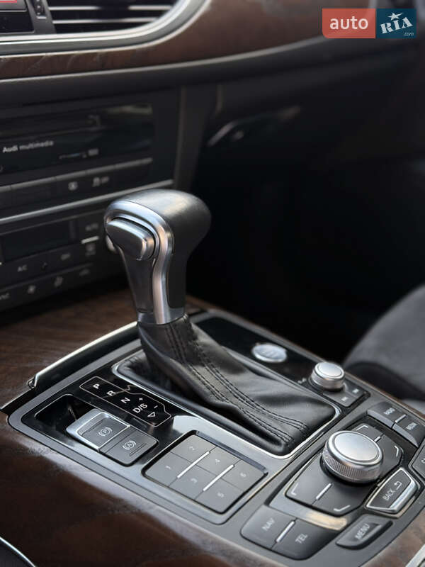 Седан Audi A6 2014 в Виноградове