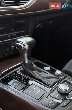 Седан Audi A6 2014 в 