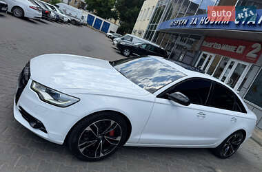 Седан Audi A6 2014 в 