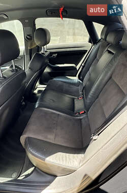 Седан Audi A6 2010 в 