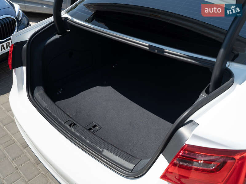 Седан Audi A6 2013 в Одессе