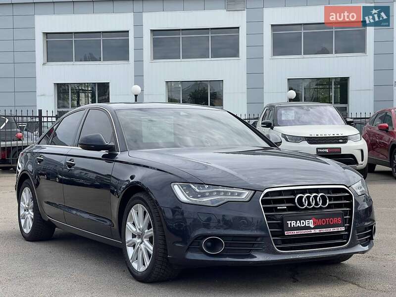 Седан Audi A6 2015 в 