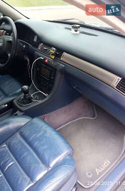 Универсал Audi A6 2001 в 