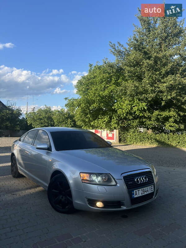 Седан Audi A6 2004 в 