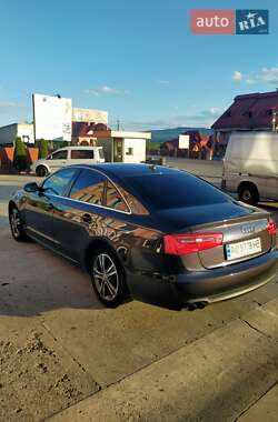 Седан Audi A6 2012 в 