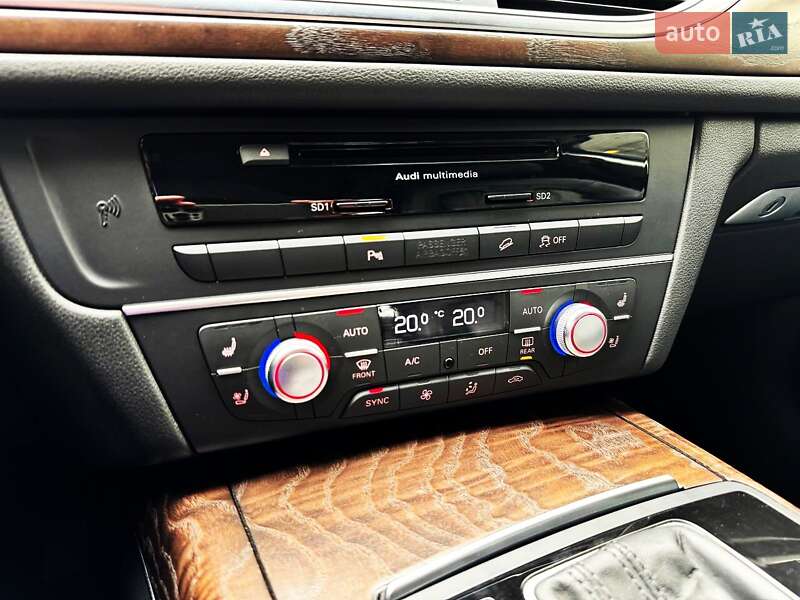 Универсал Audi A6 2015 в Киеве