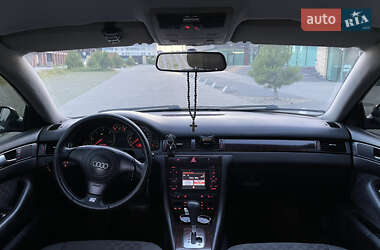 Седан Audi A6 2001 в 